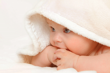 Lindungi Kulit Bayi Anda Dengan Biolane
