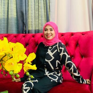 Ratu Tiktok Puspa Gomen