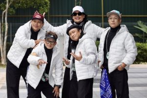 Gambar kumpulan 4U2C berkumpul semula untuk konsert WE 4U2C selepas hampir tiga dekad