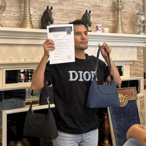Dato’ Sri Aliff Syukri umum misi cipta rekod jualan Samma Bag Denim di TikTok Live