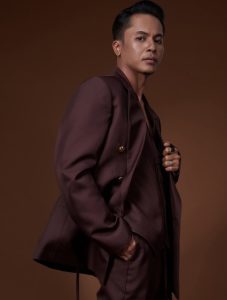 Potret Hafiz Suip dengan ekspresi yakin untuk promosi konsert terbarunya