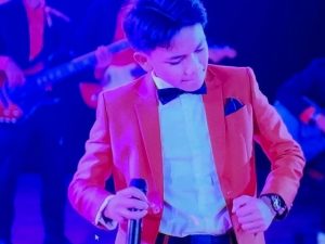 Farel Prayoga penyanyi remaja Indonesia dengan imej matang untuk Lemak Manis 2025