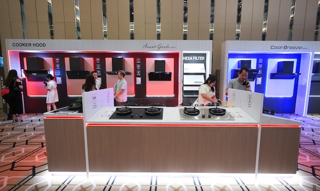 RUBINE kediaman moden Malaysia dengan rangkaian produk dapur dan bilik mandi pintar