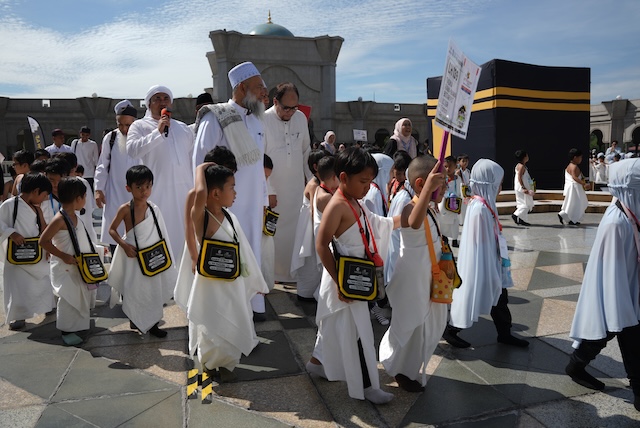 Kanak-kanak menyertai program Little Hajj 2026 di Masjid Wilayah Persekutuan