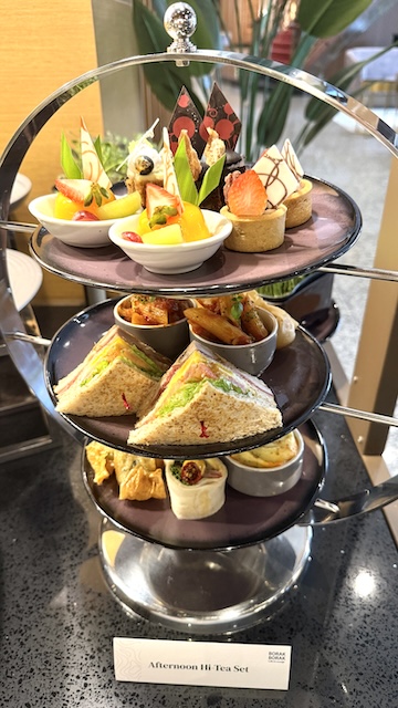 Afternoon Hi-Tea Set untuk dua orang di Borak Borak Café & Lounge